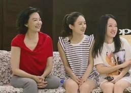 娱乐圈吃瓜博主女阿姨,揭秘娱乐圈背后的那些事儿